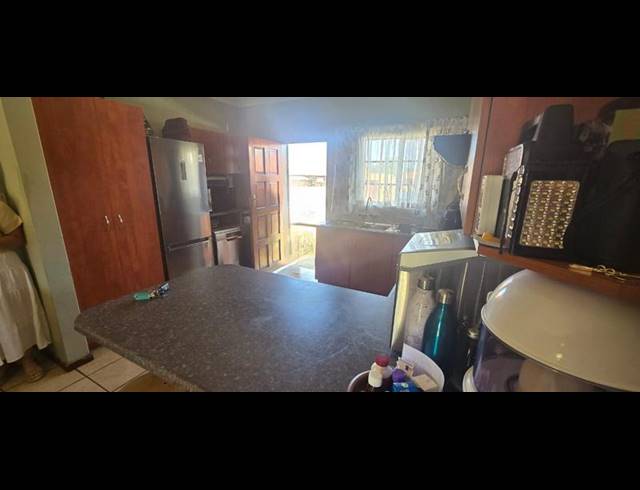 3 BEDROOM PROPERTY TO RENT IN KOOKRUS